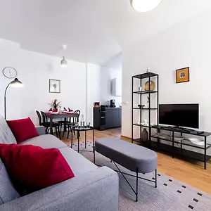 Meran Apartmán