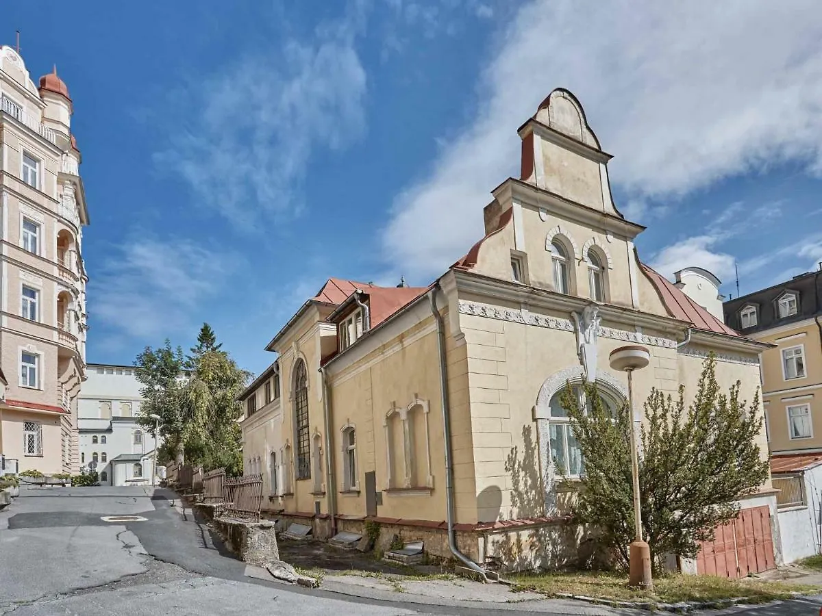 Apartman Villa Eiche contacts